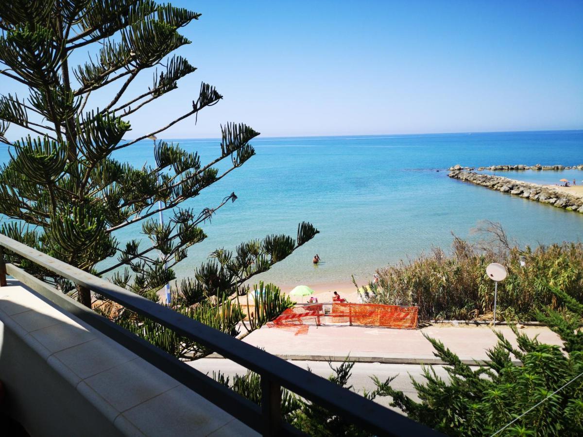הוילה סן לאונה Seaside מראה חיצוני תמונה